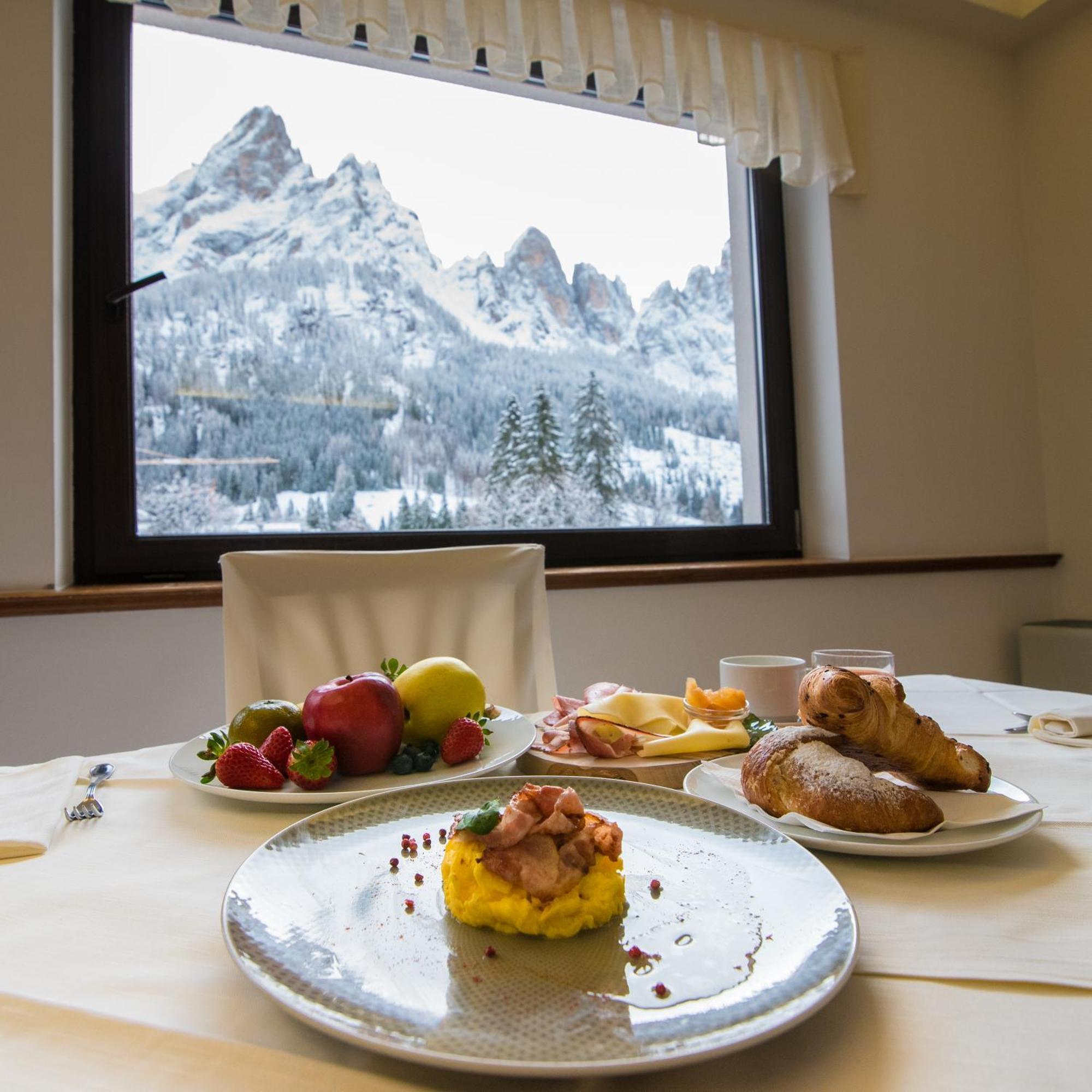 Hotel Colfosco San Martino Di Castrozza Exterior foto