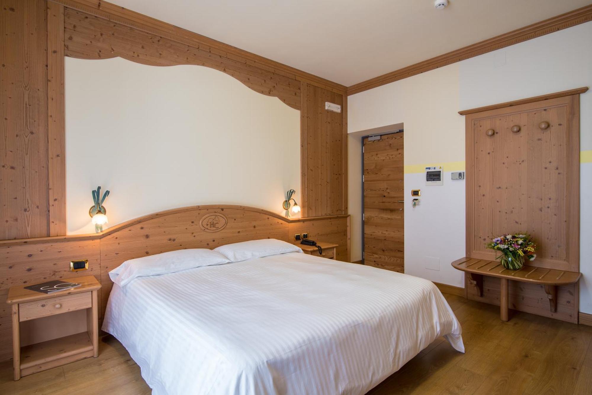 Hotel Colfosco San Martino Di Castrozza Habitación foto