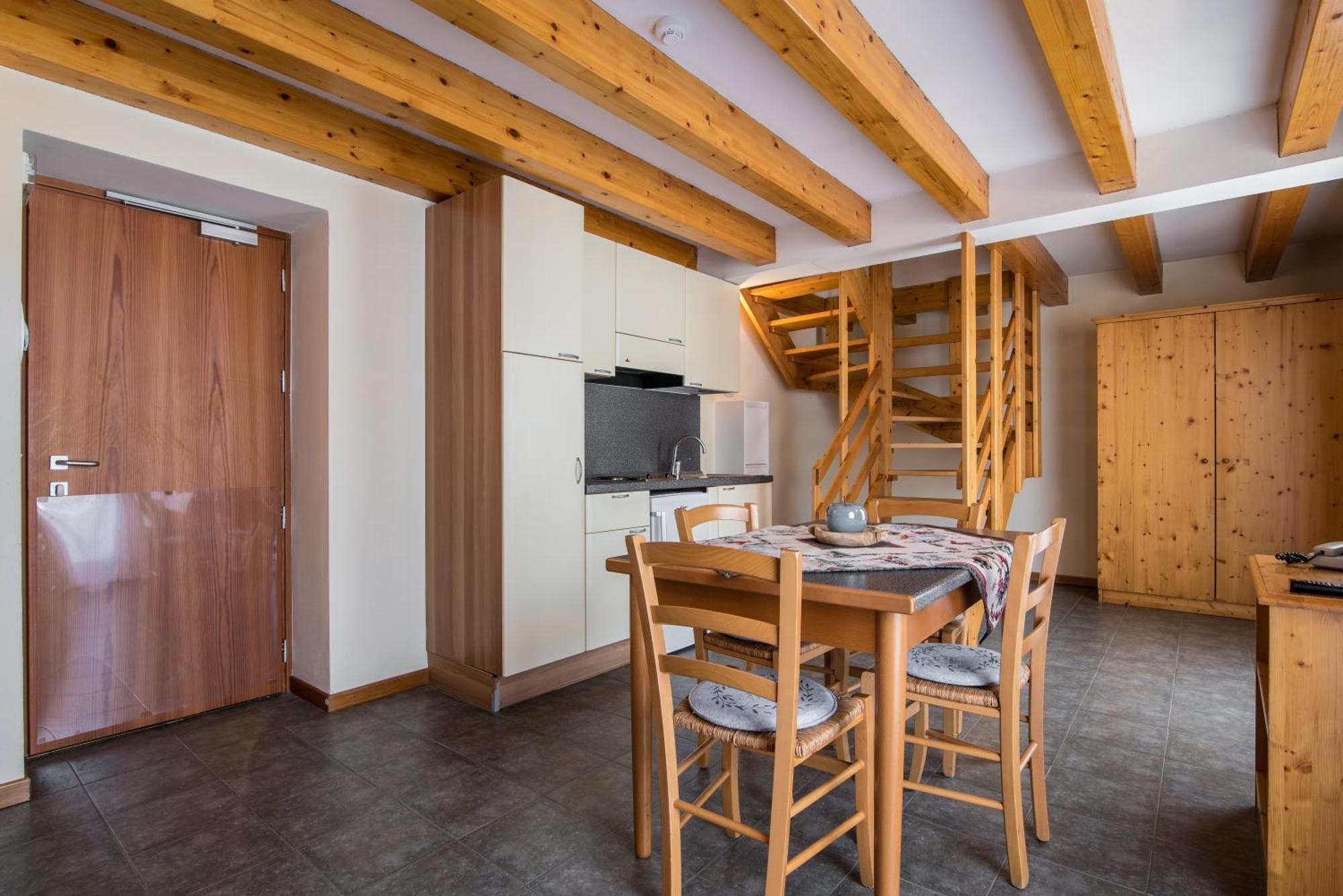Hotel Colfosco San Martino Di Castrozza Habitación foto